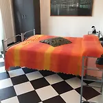 艾丽克林姆酒店 招待所 2*