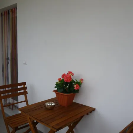 Elicrim Guest house